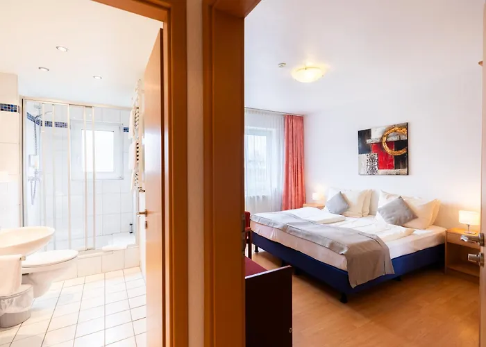 מלון דירות Acora Garden Living The 3*